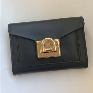 Michael Kors Manhattan wallet